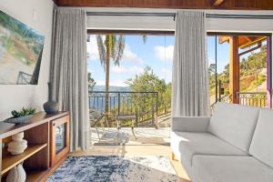 Balkón nebo terasa v ubytování Cabana Lila Hütte Vila Germânica by Achei