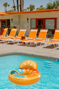 Bazén v ubytování Mojave Resort - Adults Only nebo v jeho okolí