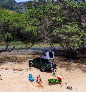 Fotografie z fotogalerie ubytování CampCar Maui Jeeps SUVs Hybrid Camper van Rentals with equipment and Travel Advice v destinaci Kahului