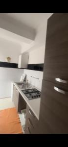 Η κουζίνα ή μικρή κουζίνα στο Appart face au grand stade de Tanger