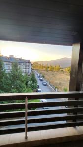 Nespecifikovaný výhled na hory nebo výhled na hory při pohledu z apartmánu + 10 fotografií