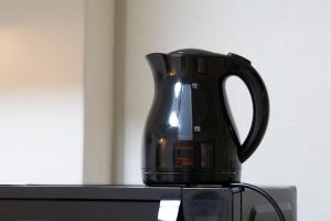 Set per la preparazione di tè e caffè presso LN06 三宮中心8名まで宿泊可能! 交通至便! Sannomiya Base1