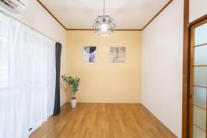 Foto dalla galleria di LN06 三宮中心8名まで宿泊可能! 交通至便! Sannomiya Base1 a Kobe