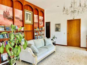 Istumisnurk majutusasutuses Meson del capitan 1 depa en el centro!