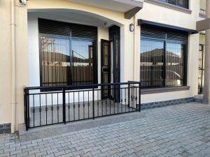 Foto sihtkohas Entebbe asuva majutusasutuse Cozy Home in Entebbe galeriist