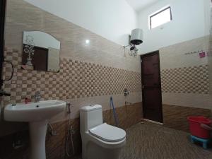 Koupelna v ubytování Hotel Mehra Inn