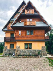 Budynek, w którym mieści się apartament