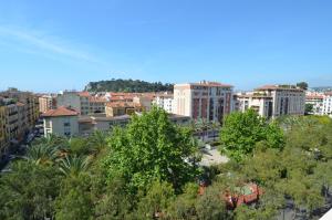 HELIANTHE - Superbe appartement avec terrasse vue mer et Chateau au Port de Nice