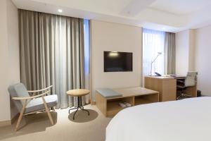 Telewizja i/lub zestaw kina domowego w obiekcie Acube Hotel Dongdaemun