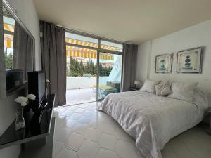 Zdjęcie z galerii obiektu Parque Miraflores Mijas w mieście Mijas +15 zdjęć