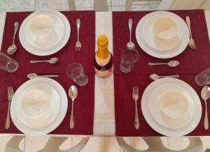 Bebidas em JC's Apartment