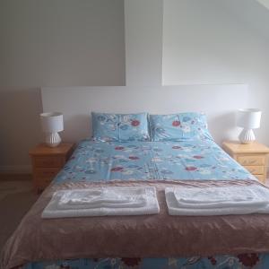 Letto o letti in una camera di Home with a View