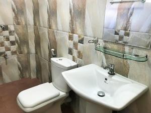 Koupelna v ubytování Anu Homestay
