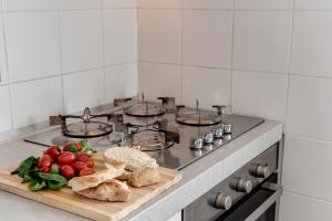 A kitchen or kitchenette at Serenity - Sweet Dreams in Florence