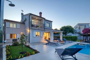 Budova, kde se prázdninový dům nachází