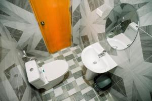 Koupelna v ubytování Alona Princess Suites + 13 fotografií