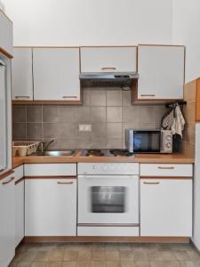 Nhà bếp/bếp nhỏ tại Double King Size Haven