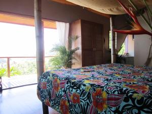 מיטה או מיטות בחדר ב-Naveria Heights Lodge