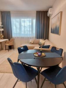 Posezení v ubytování City flat near Bulgaria mall