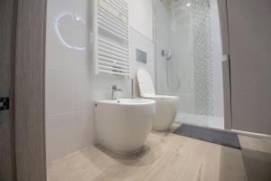 Ένα μπάνιο στο 240b - Camera Nord - Affittacamere Sara Home Chiavari, 200Metri dal Mare +20 φωτογραφίες