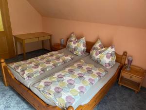 Postel nebo postele na pokoji v ubytování KochGaranas Ferienhaus