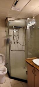 Un baño de Chaoyang Joy City Hardcover Apartment