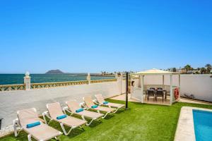 Basen w obiekcie Villa Magali Mar by Villa Plus lub w pobliżu