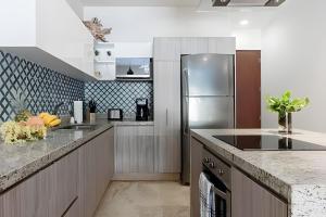 Dapur atau dapur kecil di Casa de lujo Ka'an Maya acceso SwimUp a la piscina