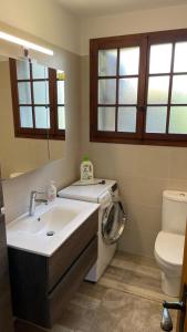 A bathroom at Ferienwohnung Rustico ai Monti