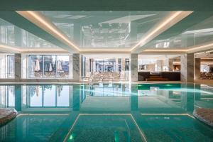 Bassein majutusasutuses Tavel Hotel & SPA või selle lähedal