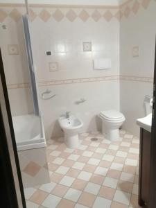 Ένα μπάνιο στο Al Carpine