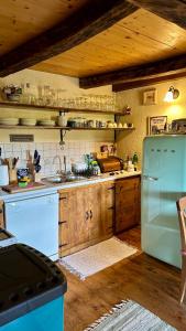 Kuchyň nebo kuchyňský kout v ubytování Country House Novosel