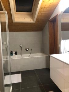 Ванная комната в Villa Alexa