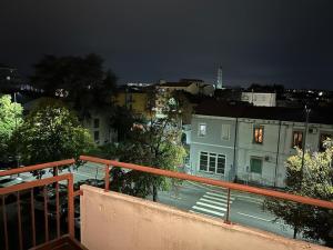 Balkón nebo terasa v ubytování Arryanna Apartment