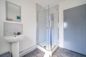 Koupelna v ubytování -RA 2F 421- For your Relaxed,Cosy stay,Parking