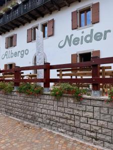 Zgradba, v kateri se nahaja hotel