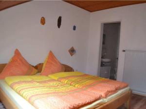 Ένα ή περισσότερα κρεβάτια σε δωμάτιο στο Appealing apartment in Bavaria