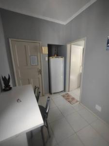 Kuchyň nebo kuchyňský kout v ubytování Apto Studio 303 centro Floripa + 1 fotografie