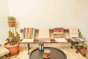 A seating area at PALIAMA BY THE RIVER