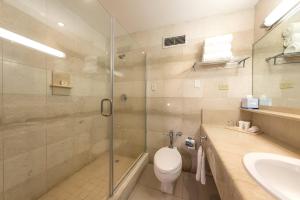 Um banheiro em Hotel El Panama by Faranda Grand, a member of Radisson Individuals