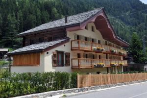 Gallery image of Historic Residenze Loo Bach in Gressoney-Saint-Jean