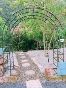 Aed väljaspool majutusasutust 川辺-kawabe 悠- 川遊び-BBQ
