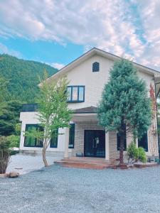 Üldine mäevaade või majutusasutusest 川辺-kawabe 悠- 川遊び-BBQ pildistatud vaade