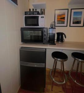 Kjøkken eller kjøkkenkrok på Apartment with parking and sauna
