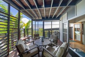 Et opholdsområde på Bombora 4 Bedroom By Discover Stradbroke