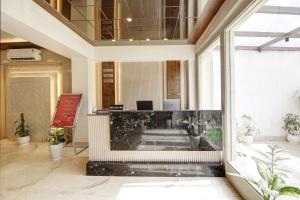 Foto dalla galleria di Marks Hotel & Banquet a Noida Altre 68 foto