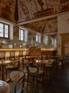 Palazzo Talìa - Small Luxury Hotels of the World 레스토랑 또는 맛집
