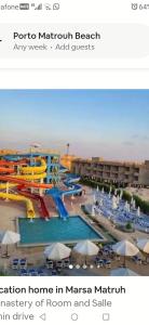 Bazén v ubytování Luxury chalet in Porto Matrouh Beach resort nebo v jeho okolí