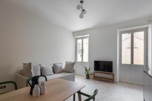 Μια τηλεόραση ή/και κέντρο ψυχαγωγίας στο BordiLand 6