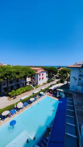 Bazén v ubytování Hotel Buratti nebo v jeho okolí